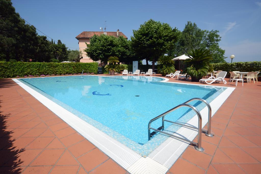 Hotel Dolci Colli Peschiera del Garda Kültér fotó