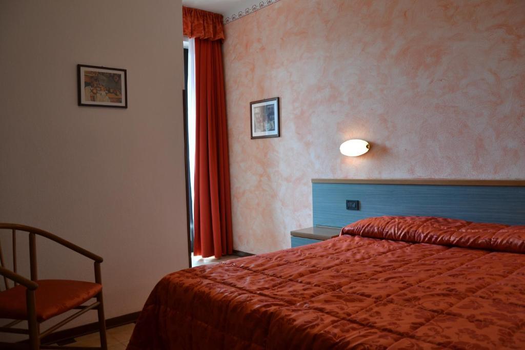 Hotel Dolci Colli Peschiera del Garda Szoba fotó